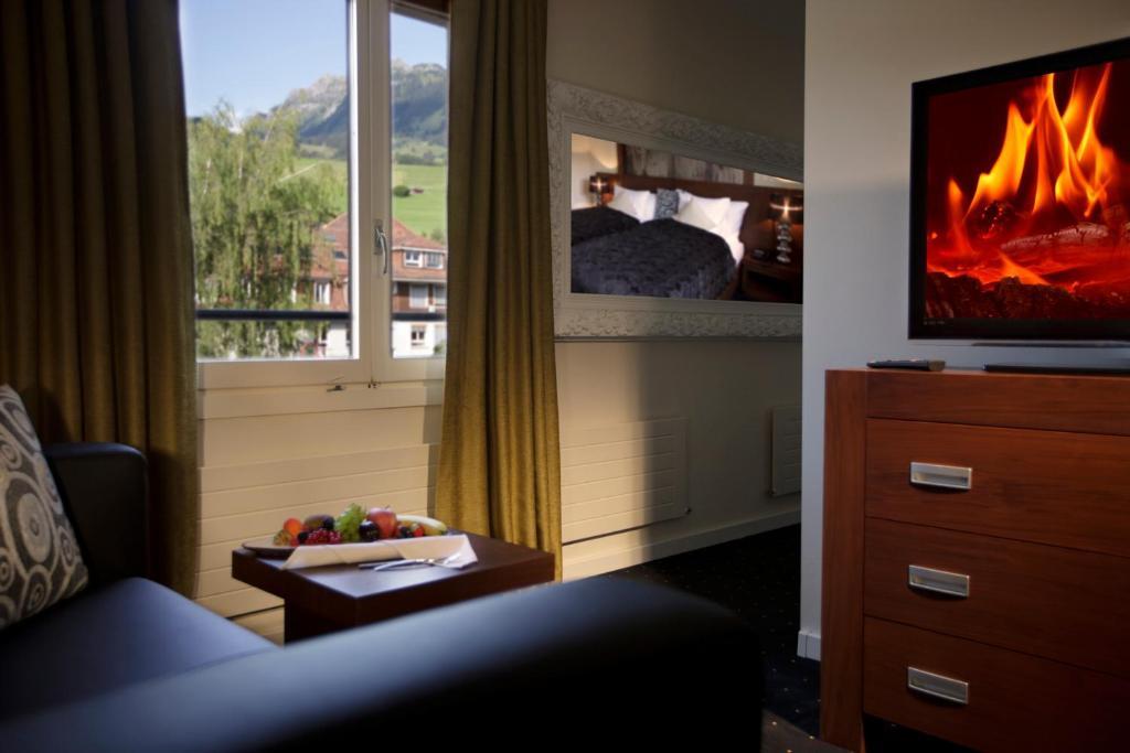 Hotel Baeren Sigriswil Bilik gambar