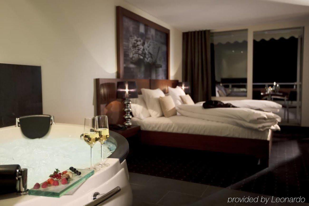 Hotel Baeren Sigriswil Luaran gambar