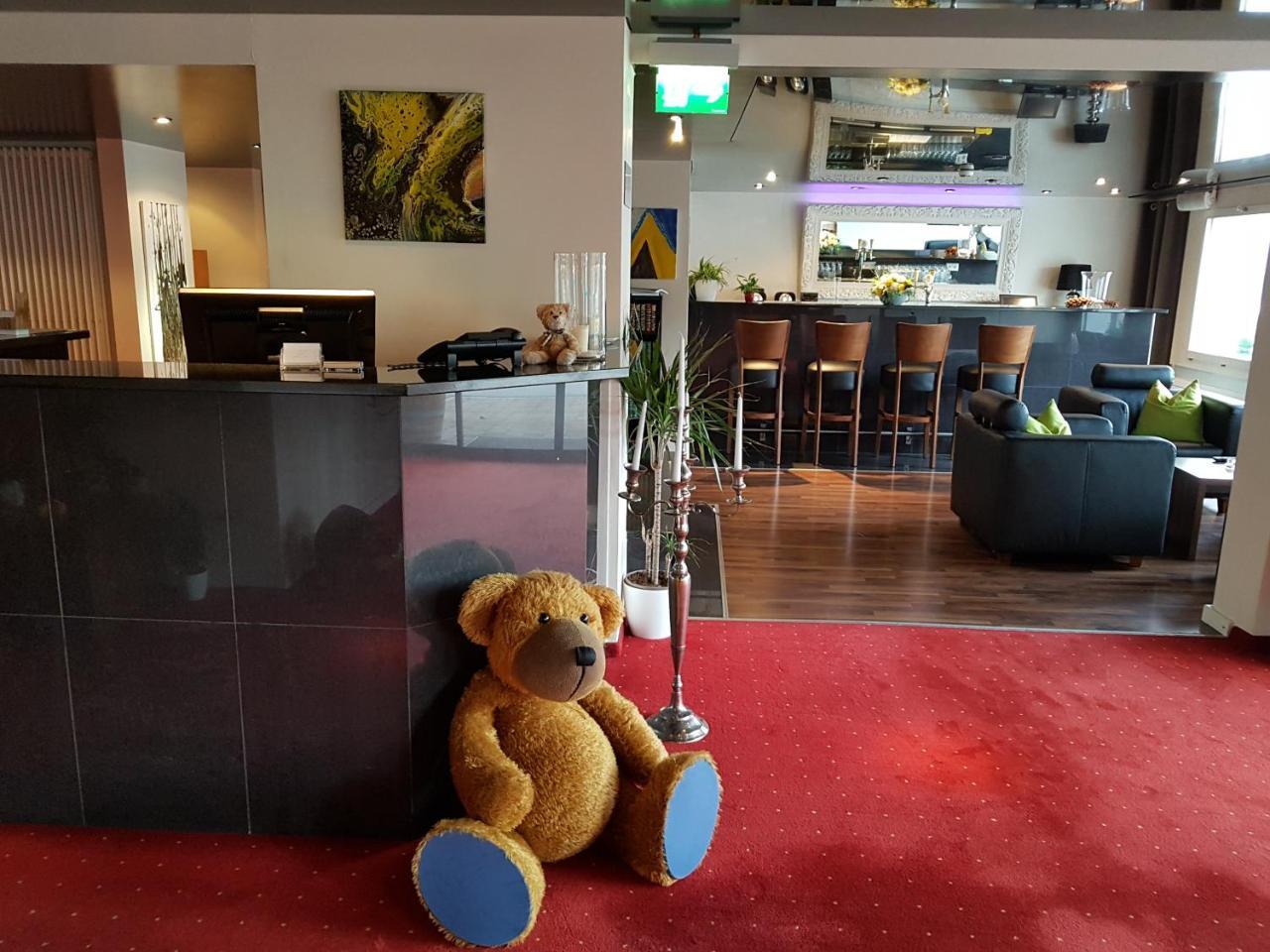 Hotel Baeren Sigriswil Luaran gambar