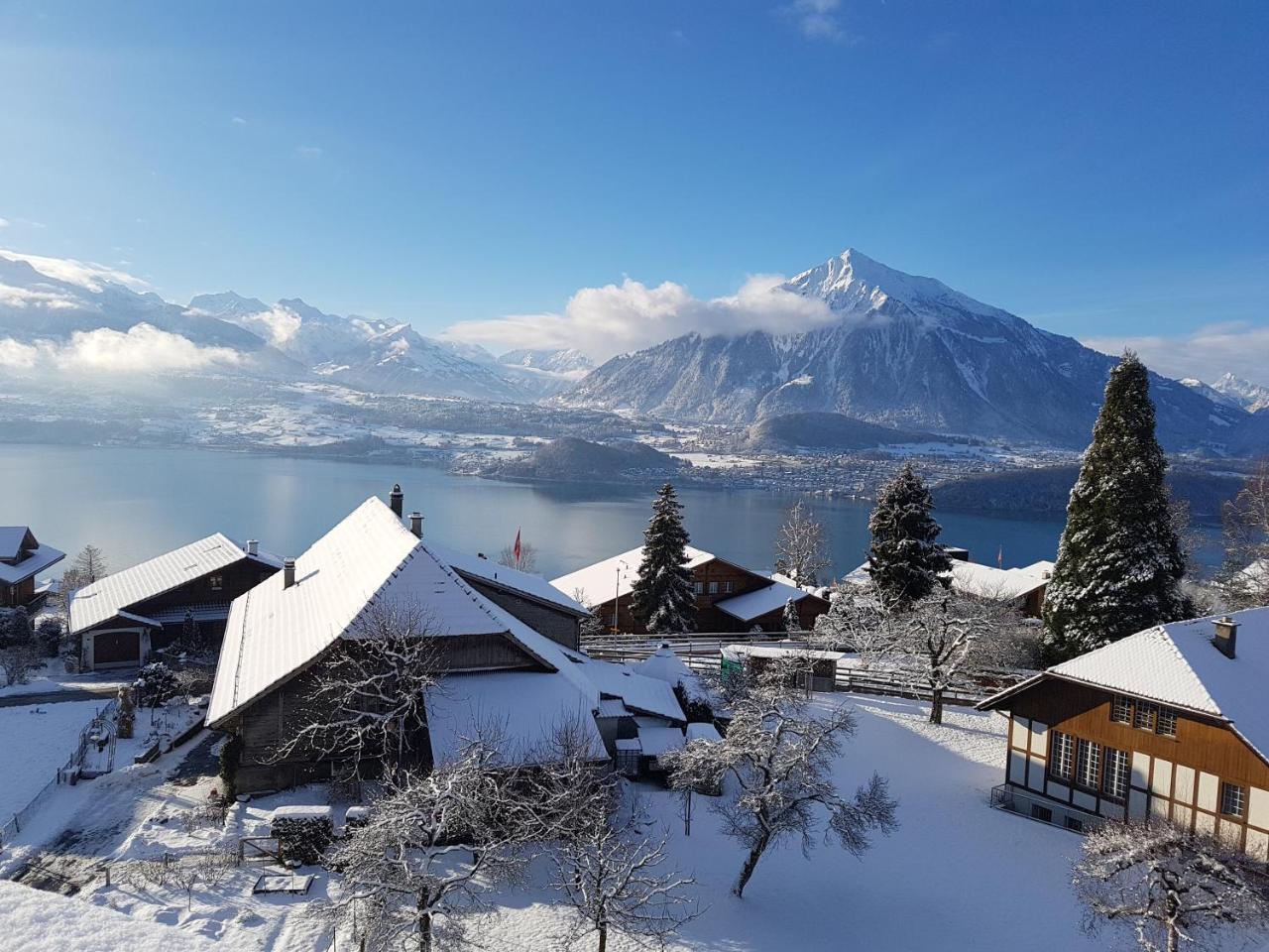 Hotel Baeren Sigriswil Luaran gambar